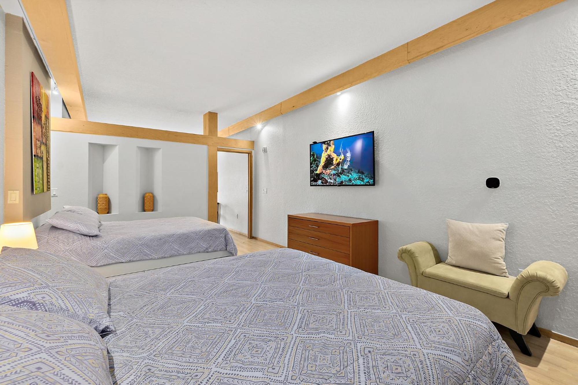Cozy Queen Suite In European Village With Balcony View Near Beaches Palm Coast Zewnętrze zdjęcie