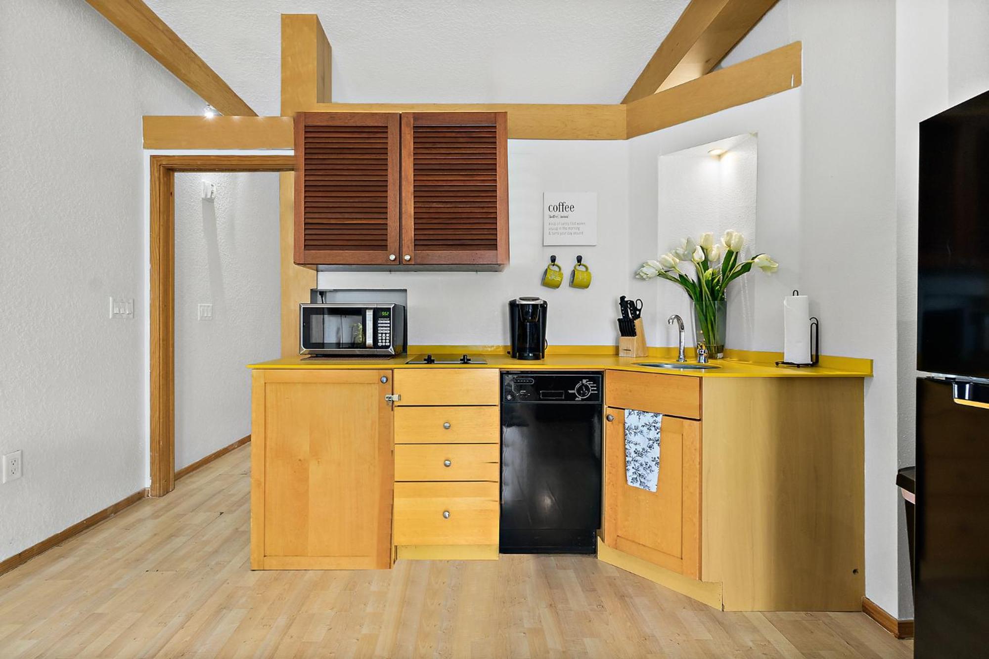 Cozy Queen Suite In European Village With Balcony View Near Beaches Palm Coast Zewnętrze zdjęcie