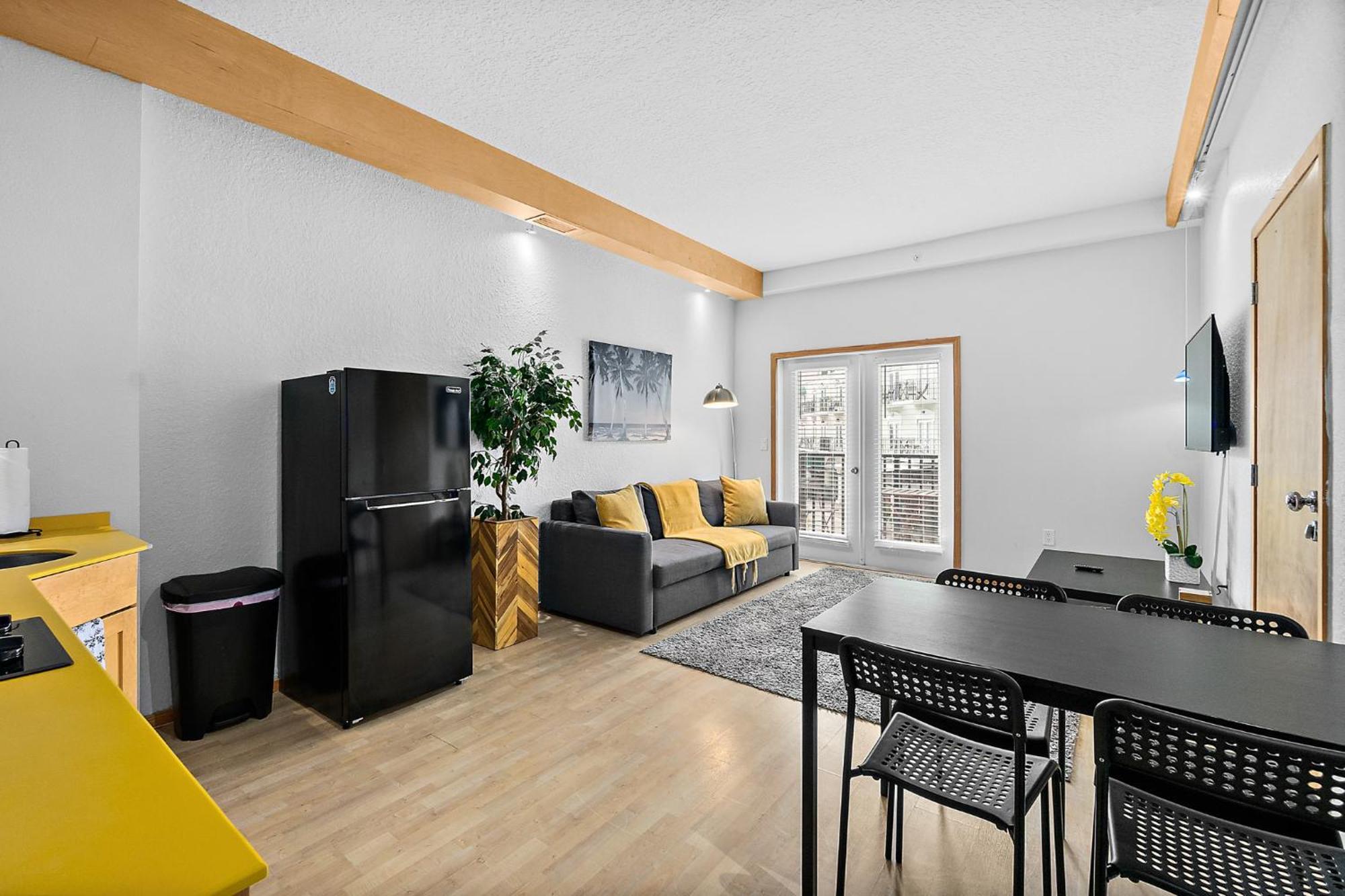 Cozy Queen Suite In European Village With Balcony View Near Beaches Palm Coast Zewnętrze zdjęcie